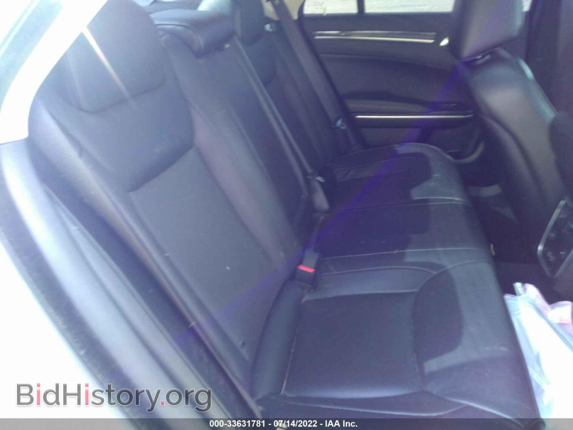 2019 CHRYSLER 300 - VIN: 2C3CCAEG3KH634244 - Фото 8
