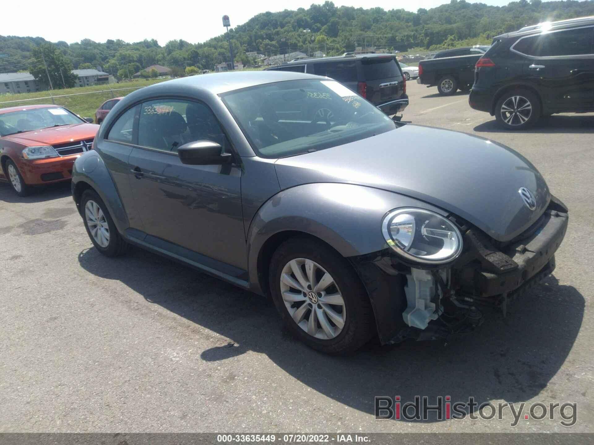 Photo 3VWFP7AT1EM620090 - VOLKSWAGEN BEETLE COUPE 2014