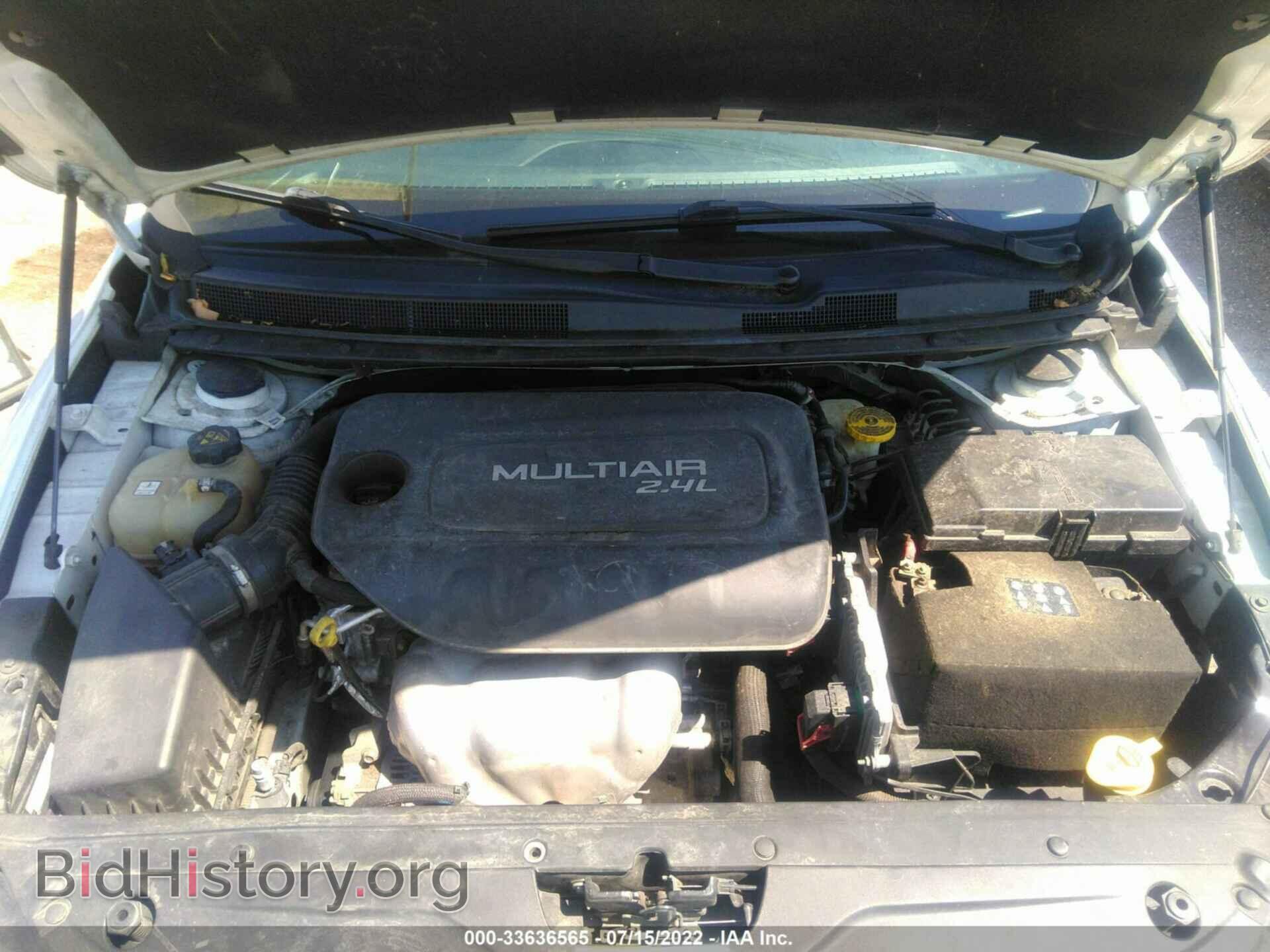 2015 CHRYSLER 200 - VIN: 1C3CCCAB7FN679318 - Фото 10