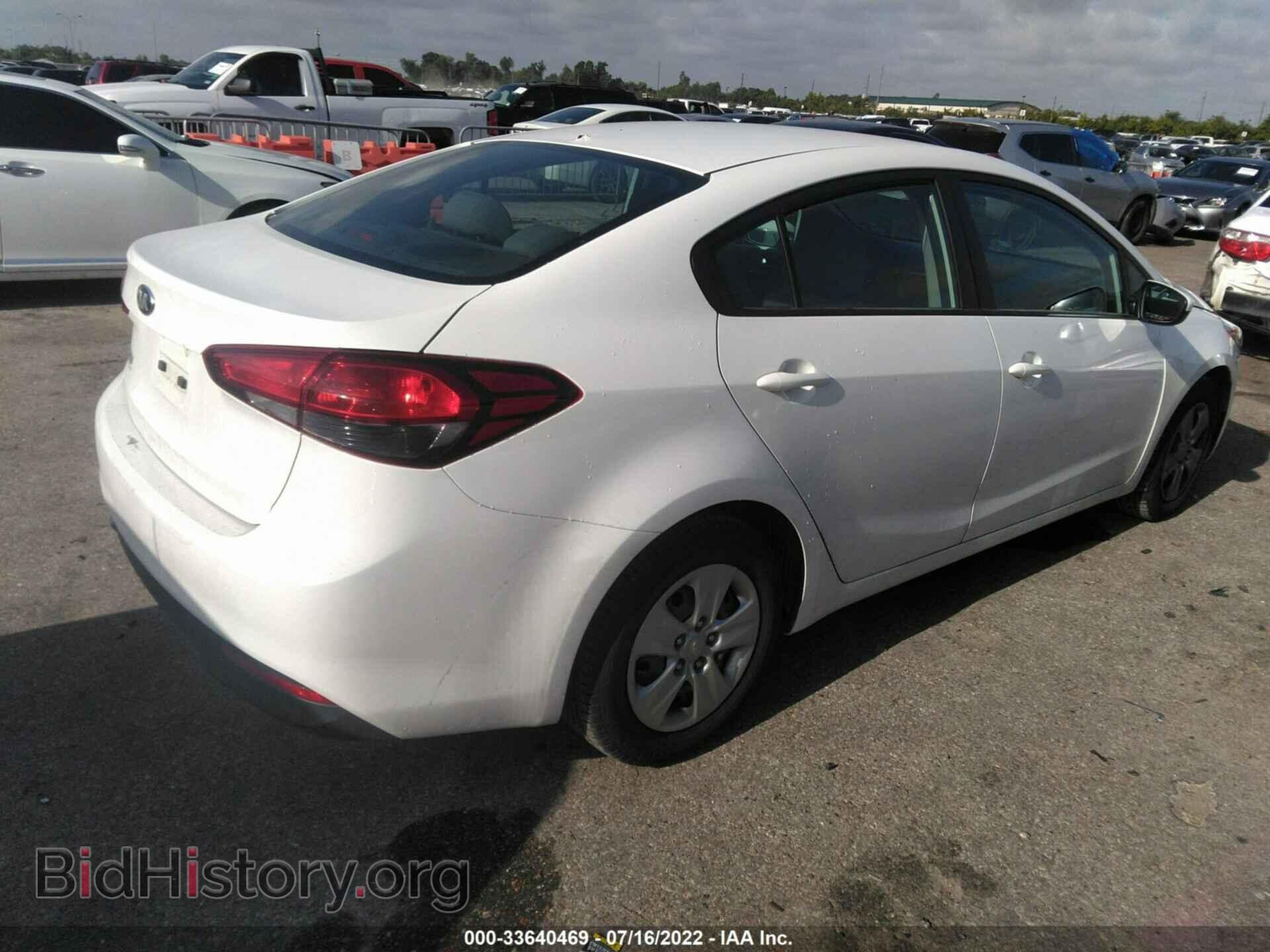 2017 KIA FORTE - VIN: 3KPFK4A77HE093514 - Фото 4
