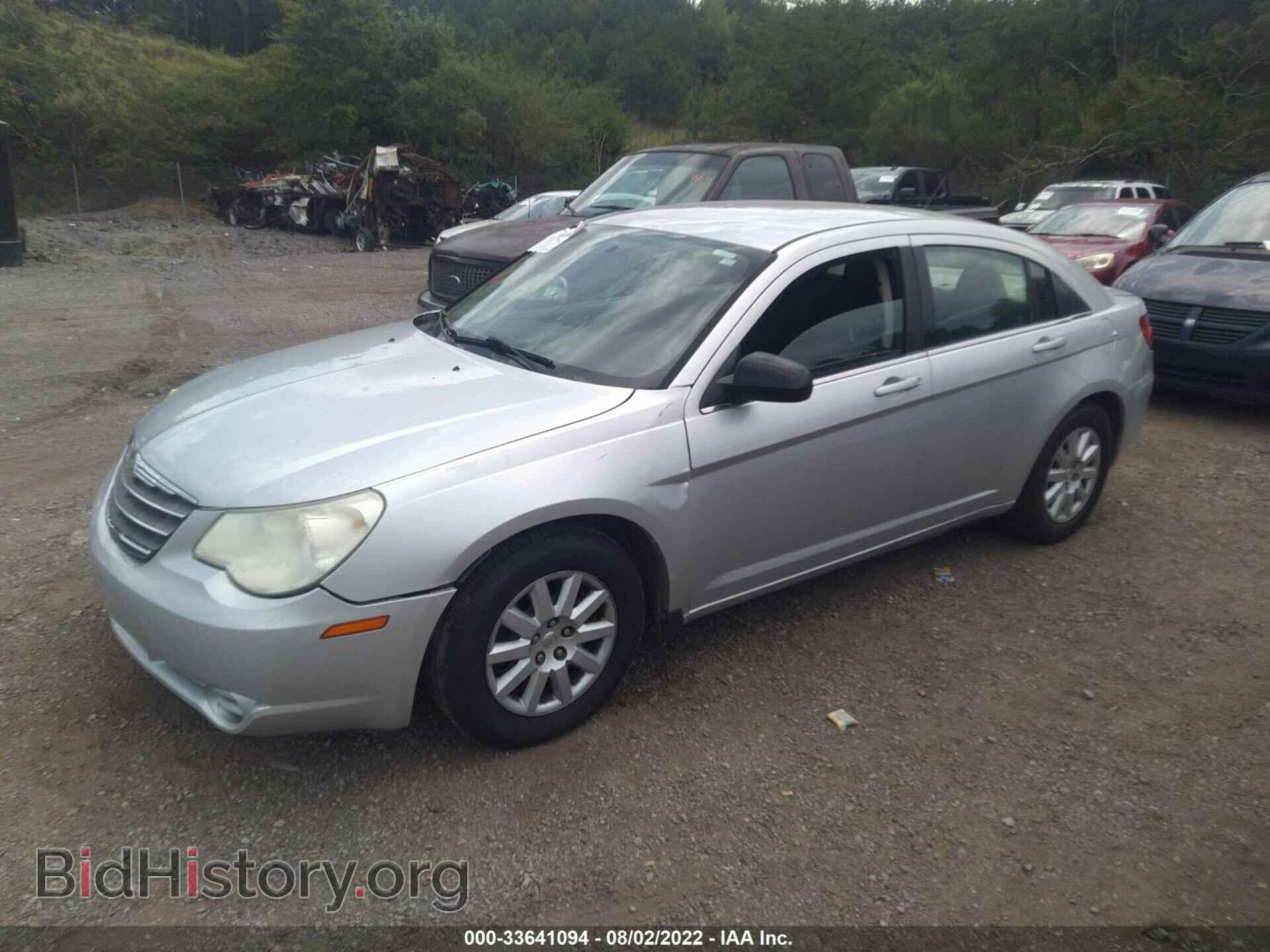 2010 CHRYSLER SEBRING - VIN: 1C3CC4FB6AN169145 - Фото 2