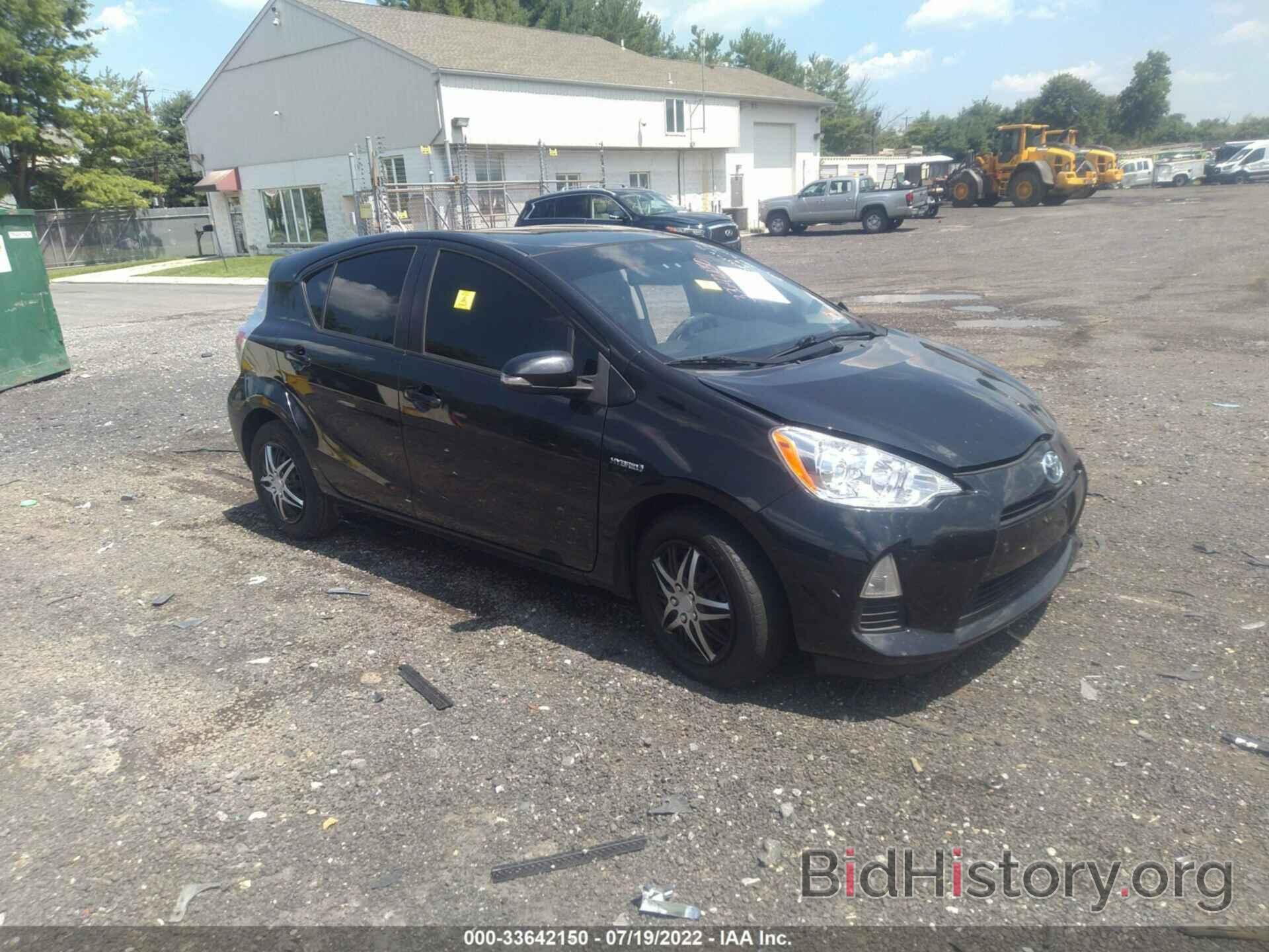 Photo JTDKDTB3XD1050491 - TOYOTA PRIUS C 2013