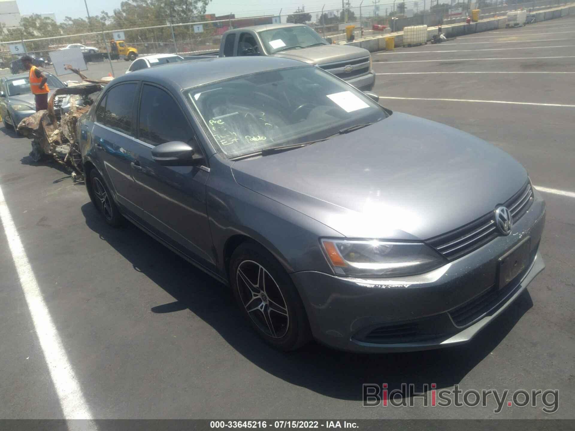 Photo 3VWDP7AJ6DM427924 - VOLKSWAGEN JETTA SEDAN 2013