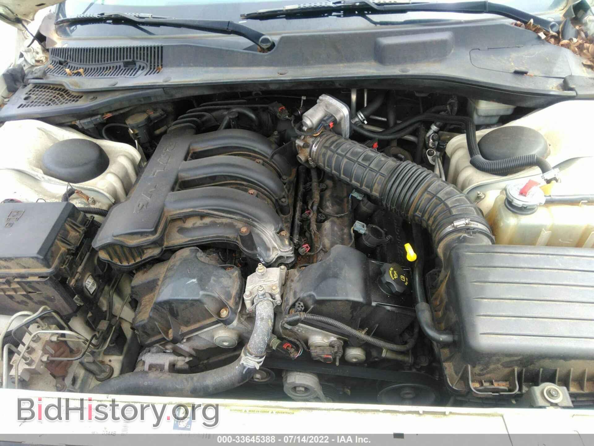 2010 CHRYSLER 300 - VIN: 2C3CA4CD2AH123090 - Фото 10