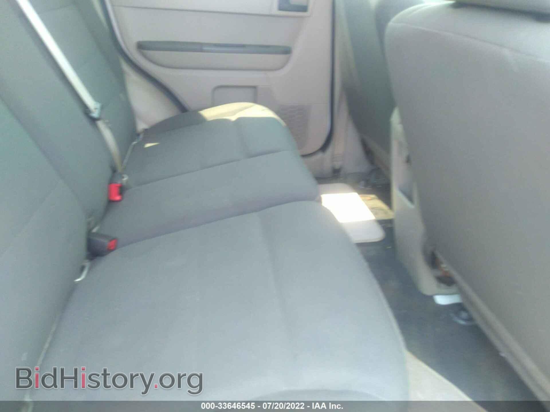 2011 FORD ESCAPE - VIN: 1FMCU9C71BKB75570 - Фото 8