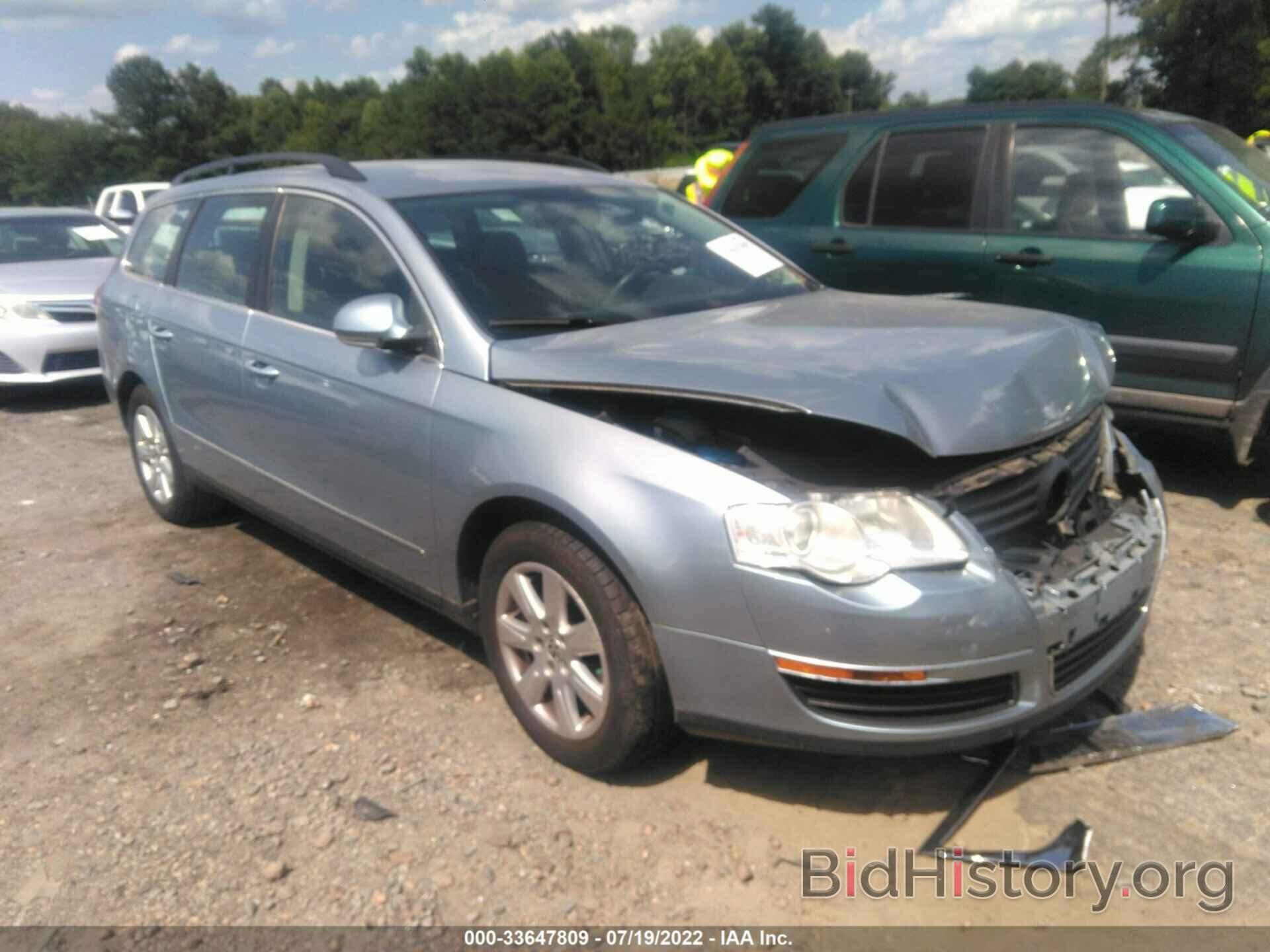 Photo WVWXK73C68E113182 - VOLKSWAGEN PASSAT WAGON 2008