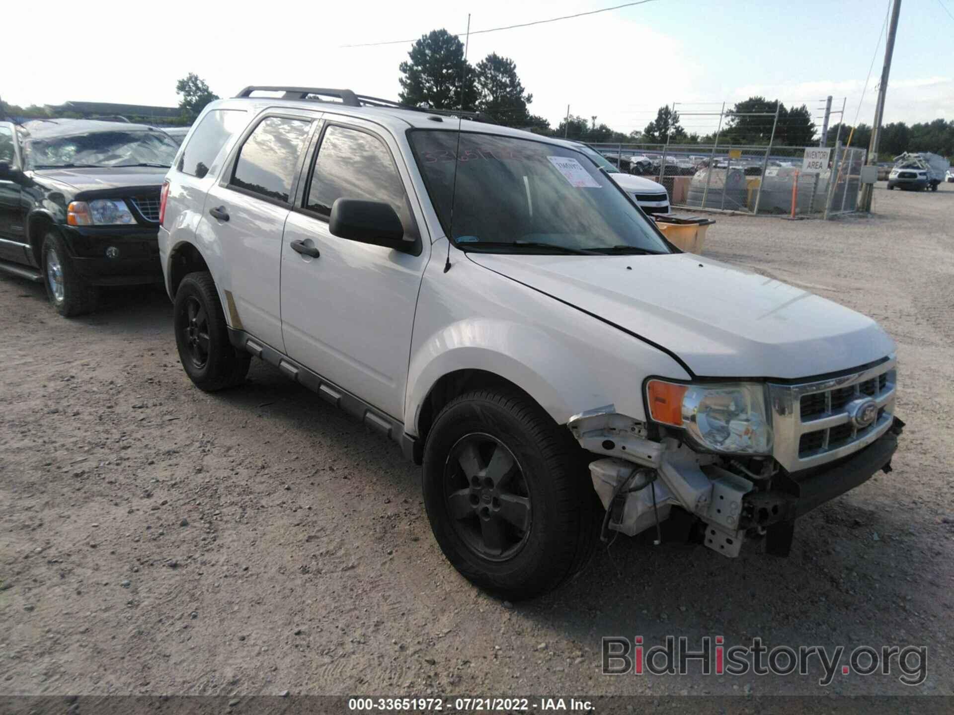 Photo 1FMCU0D7XAKD10490 - FORD ESCAPE 2010