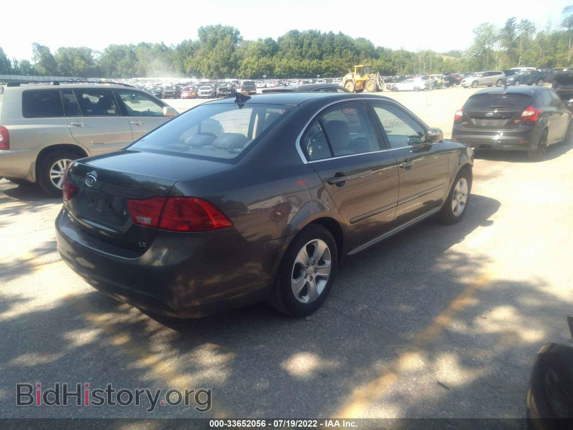 2009 KIA OPTIMA - VIN: KNAGE228095293801 - Фото 4