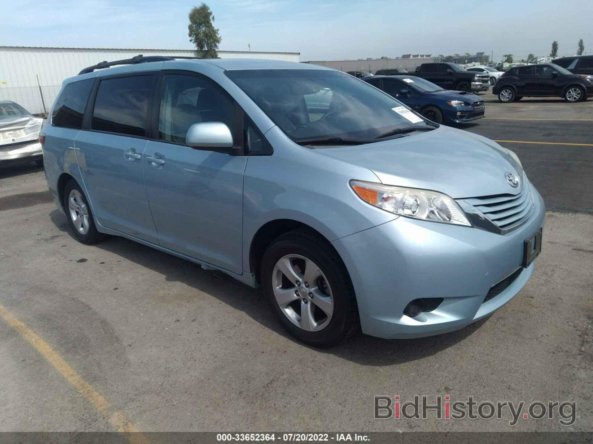 Фотография 5TDKK3DC8GS716998 - TOYOTA SIENNA 2016