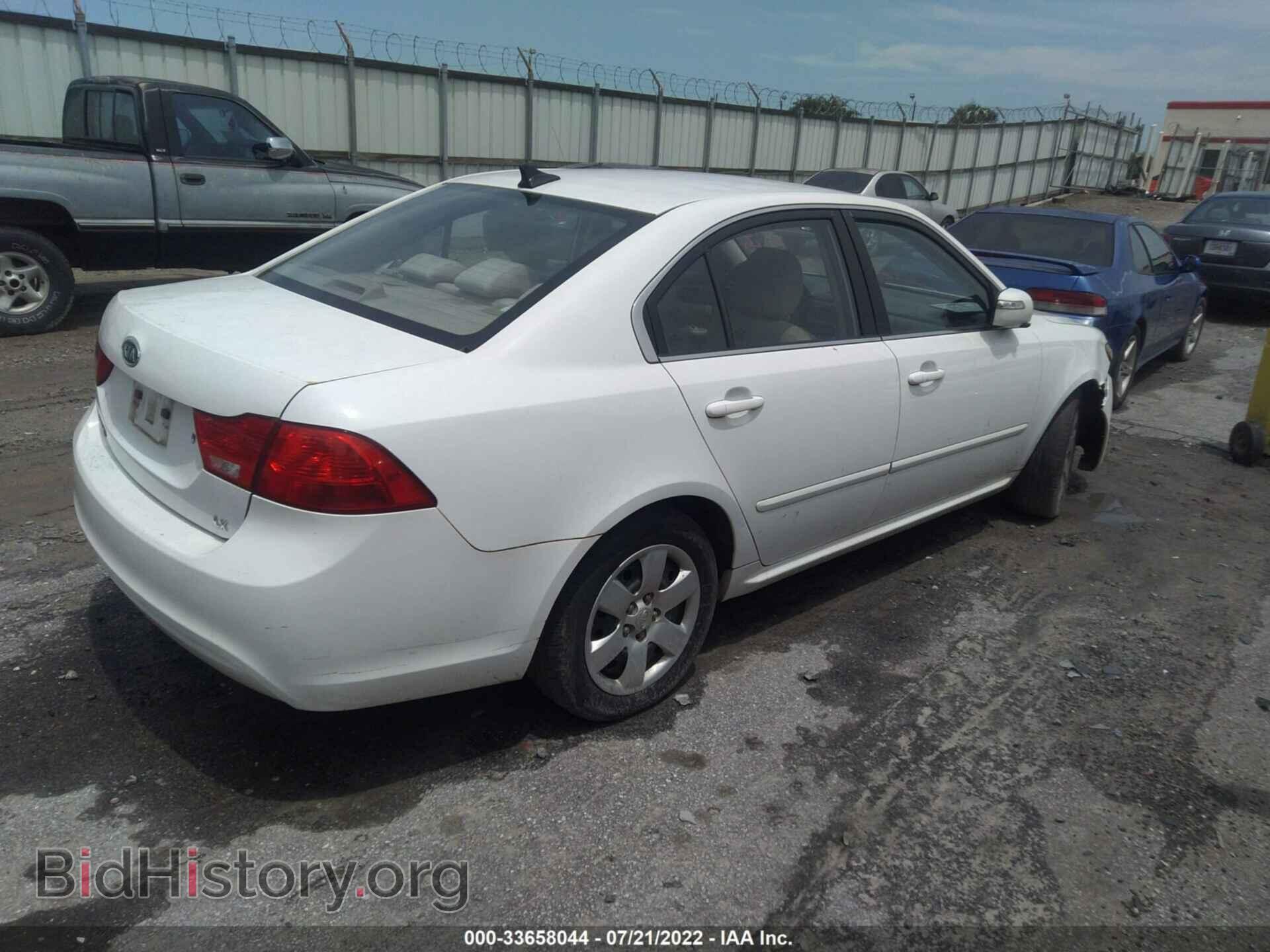 2009 KIA OPTIMA - VIN: KNAGE228195345940 - Фото 4