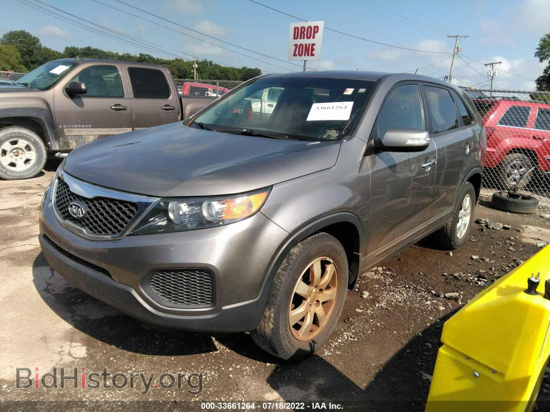 2012 KIA SORENTO - VIN: 5XYKT4A19CG288422 - Фото 2