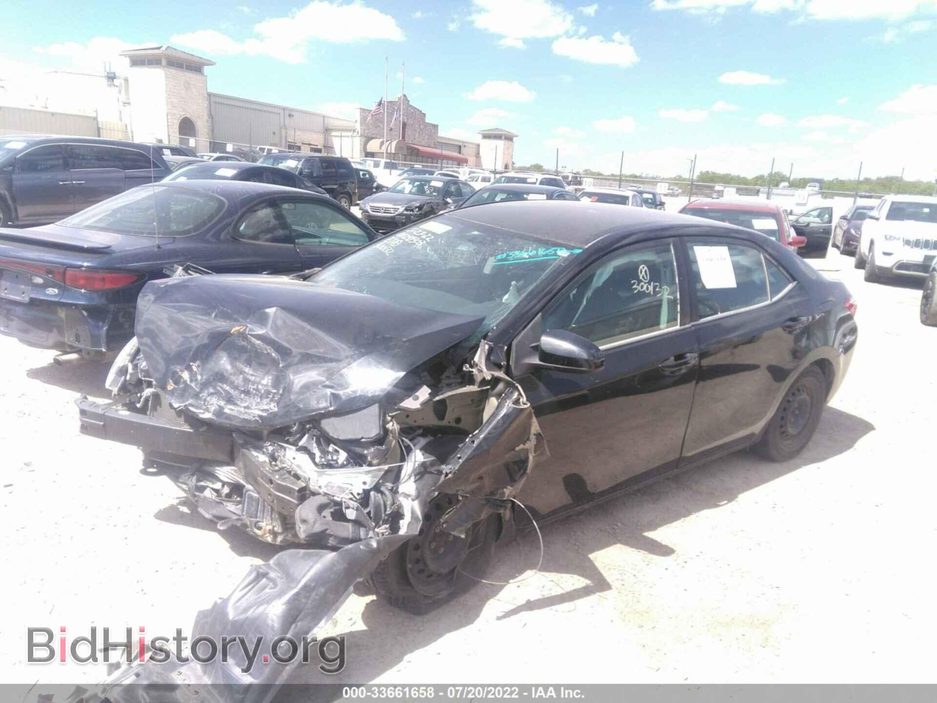 2015 TOYOTA COROLLA - VIN: 5YFBURHE3FP300132 - Photo 2