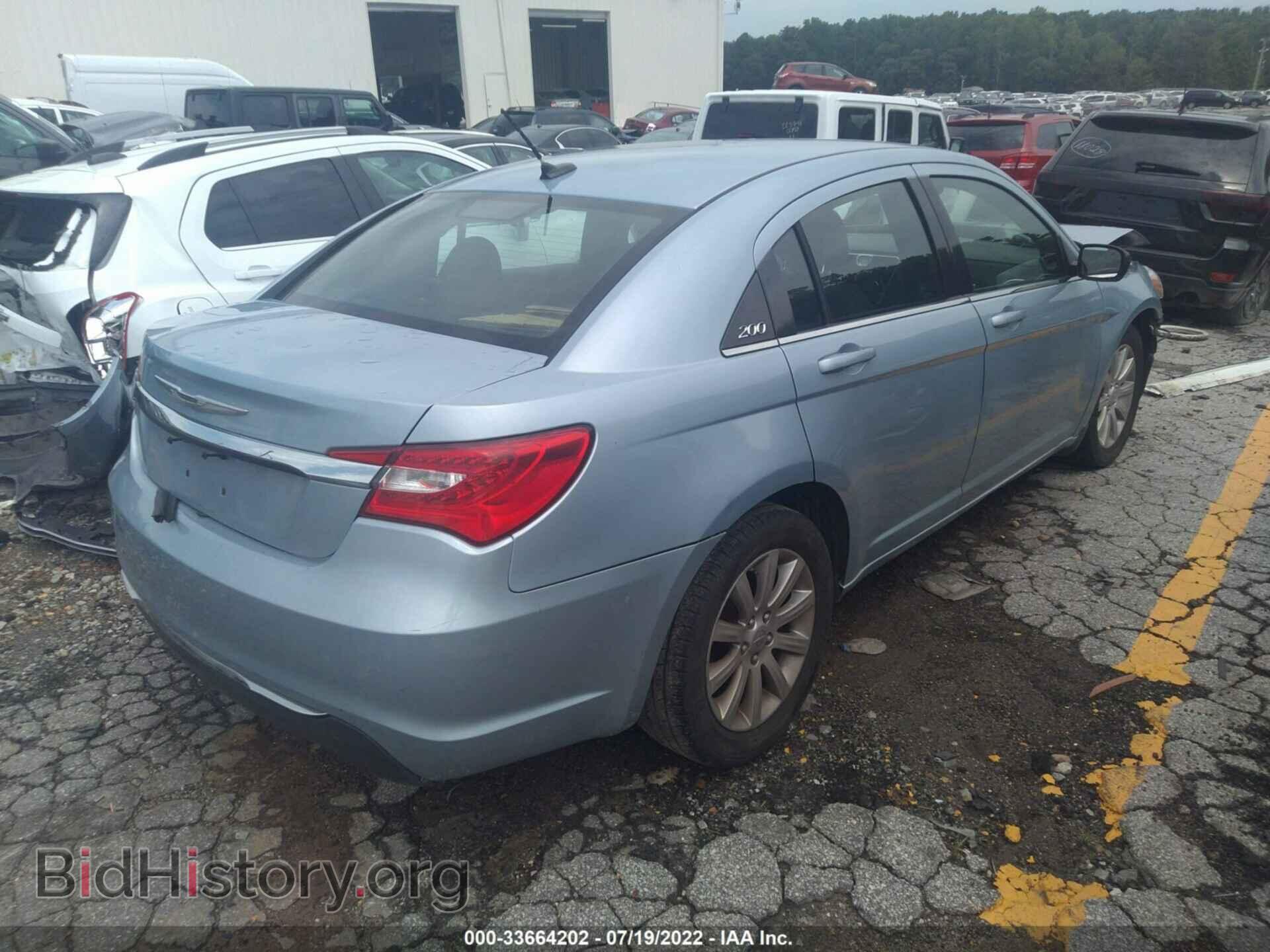 2013 CHRYSLER 200 - VIN: 1C3CCBBB1DN672712 - Фото 4