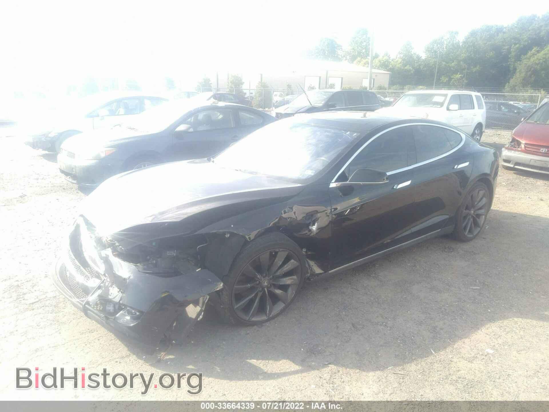 2015 TESLA MODEL S - VIN: 5YJSA1E28FF104509 - Photo 2