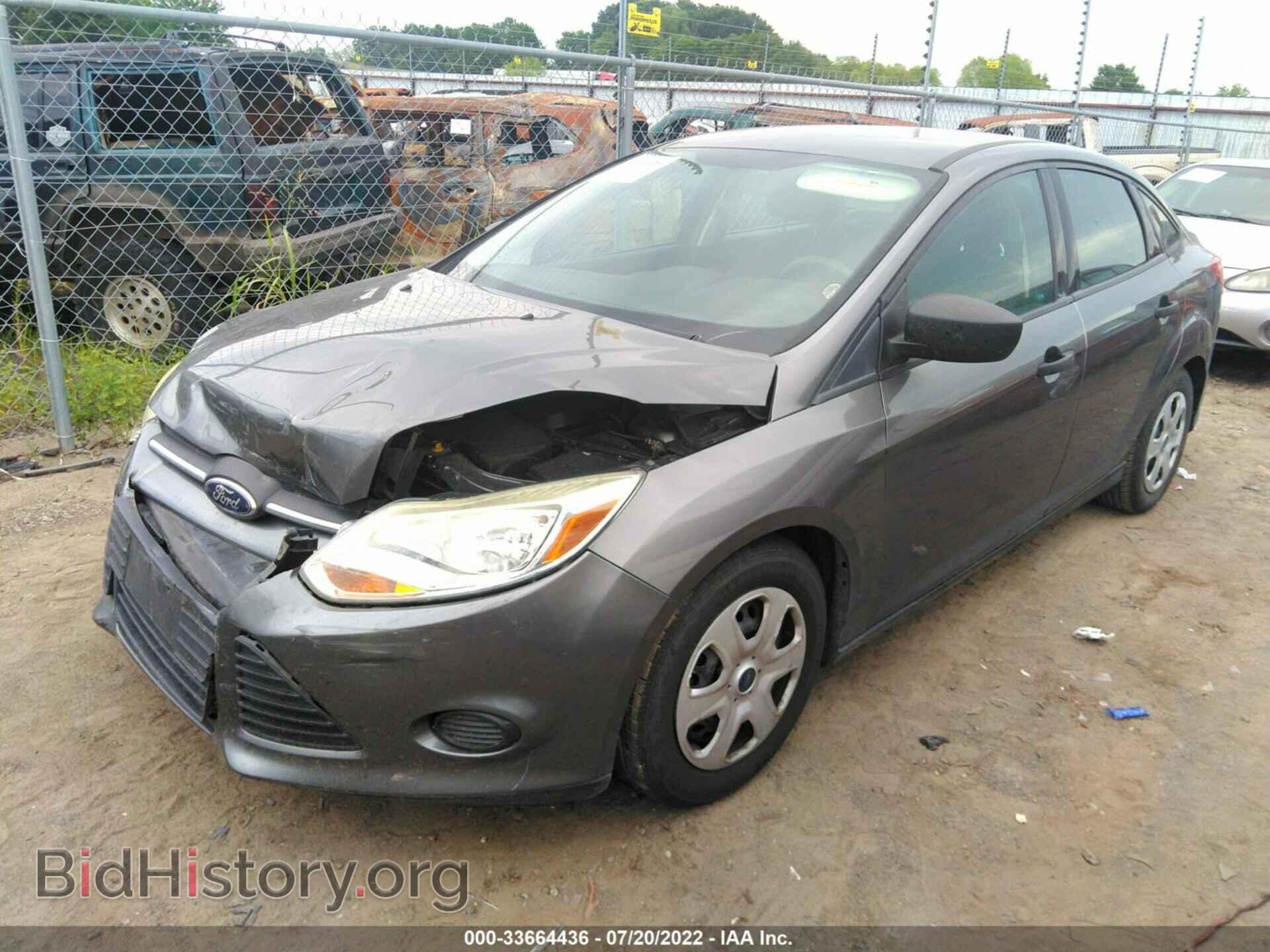 2014 FORD FOCUS - VIN: 1FADP3E27EL203648 - Фото 2