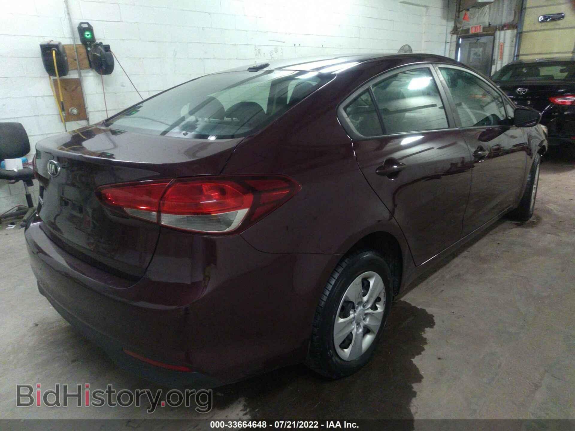2017 KIA FORTE - VIN: 3KPFK4A73HE149772 - Photo 4