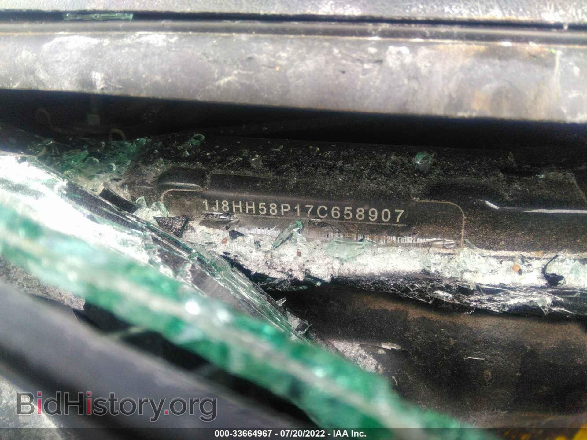 2007 JEEP COMMANDER - VIN: 1J8HH58P17C658907 - Photo 9