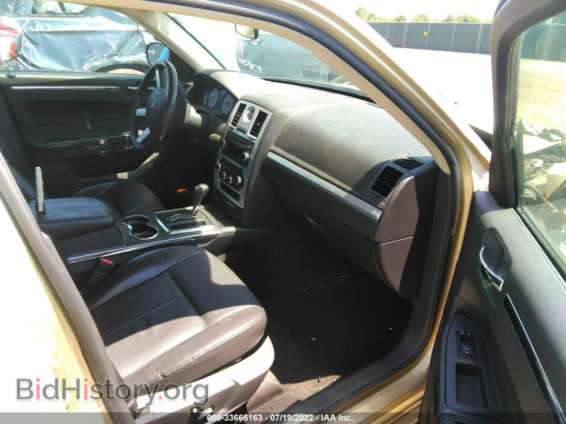 2010 CHRYSLER 300 - VIN: 2C3CA5CV7AH161994 - Фото 5