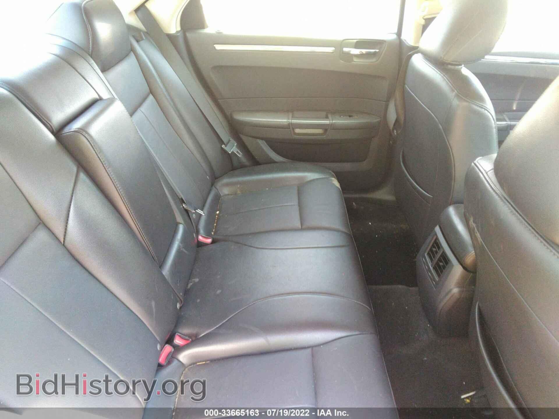2010 CHRYSLER 300 - VIN: 2C3CA5CV7AH161994 - Фото 8
