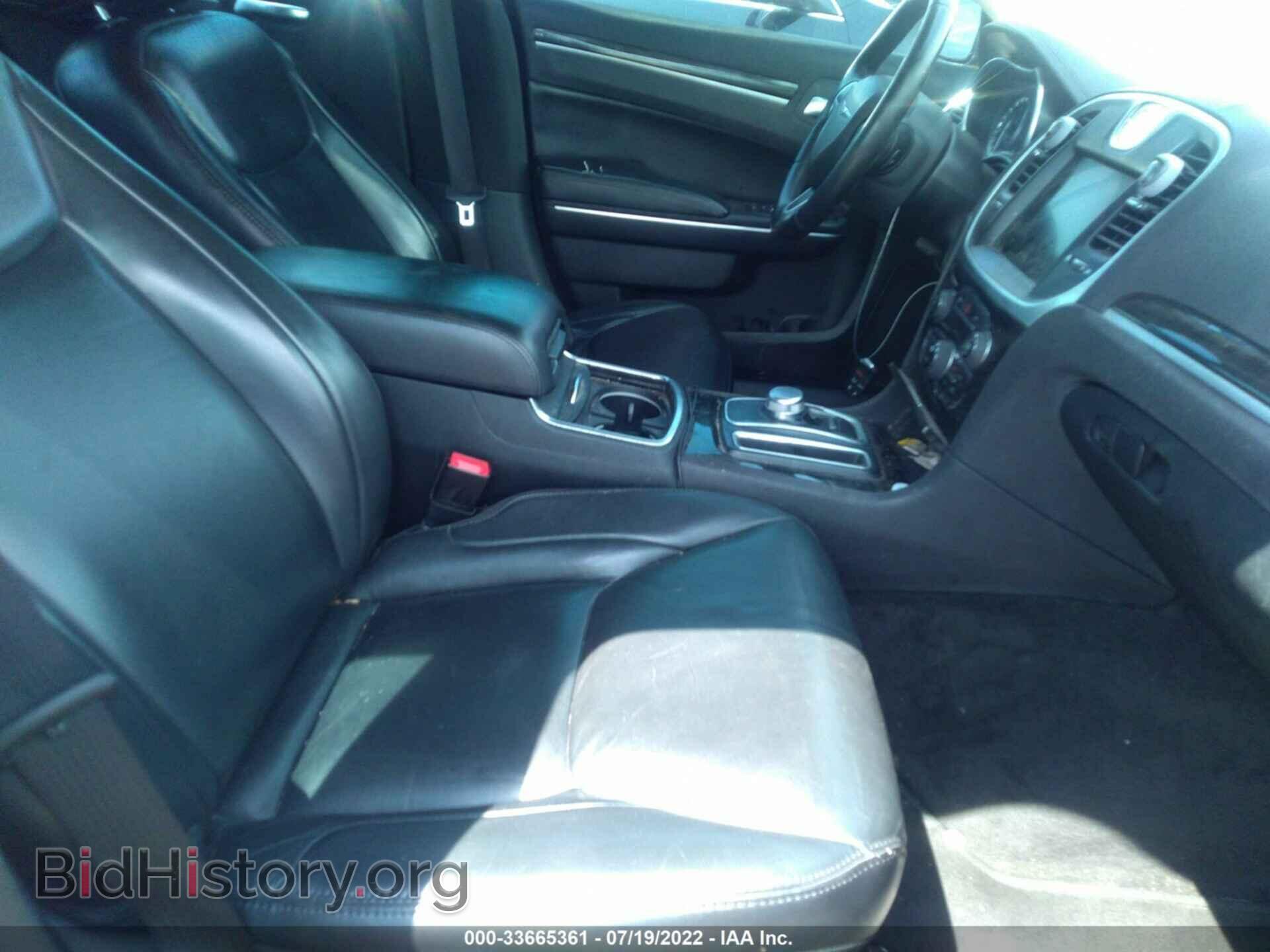2016 CHRYSLER 300 - VIN: 2C3CCARG3GH344264 - Фото 5