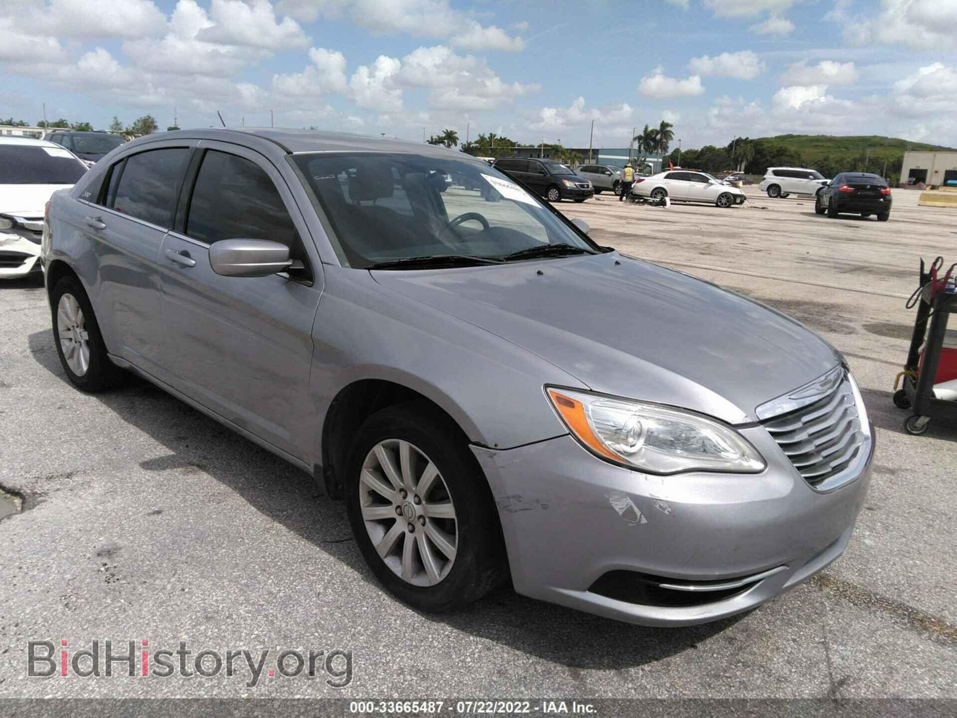 Photo 1C3CCBBB0DN764975 - CHRYSLER 200 2013