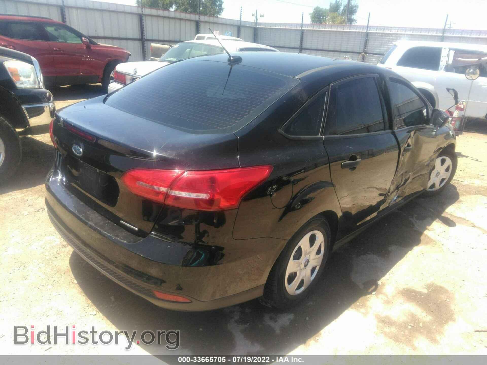 2016 FORD FOCUS - VIN: 1FADP3E29GL281612 - Фото 4