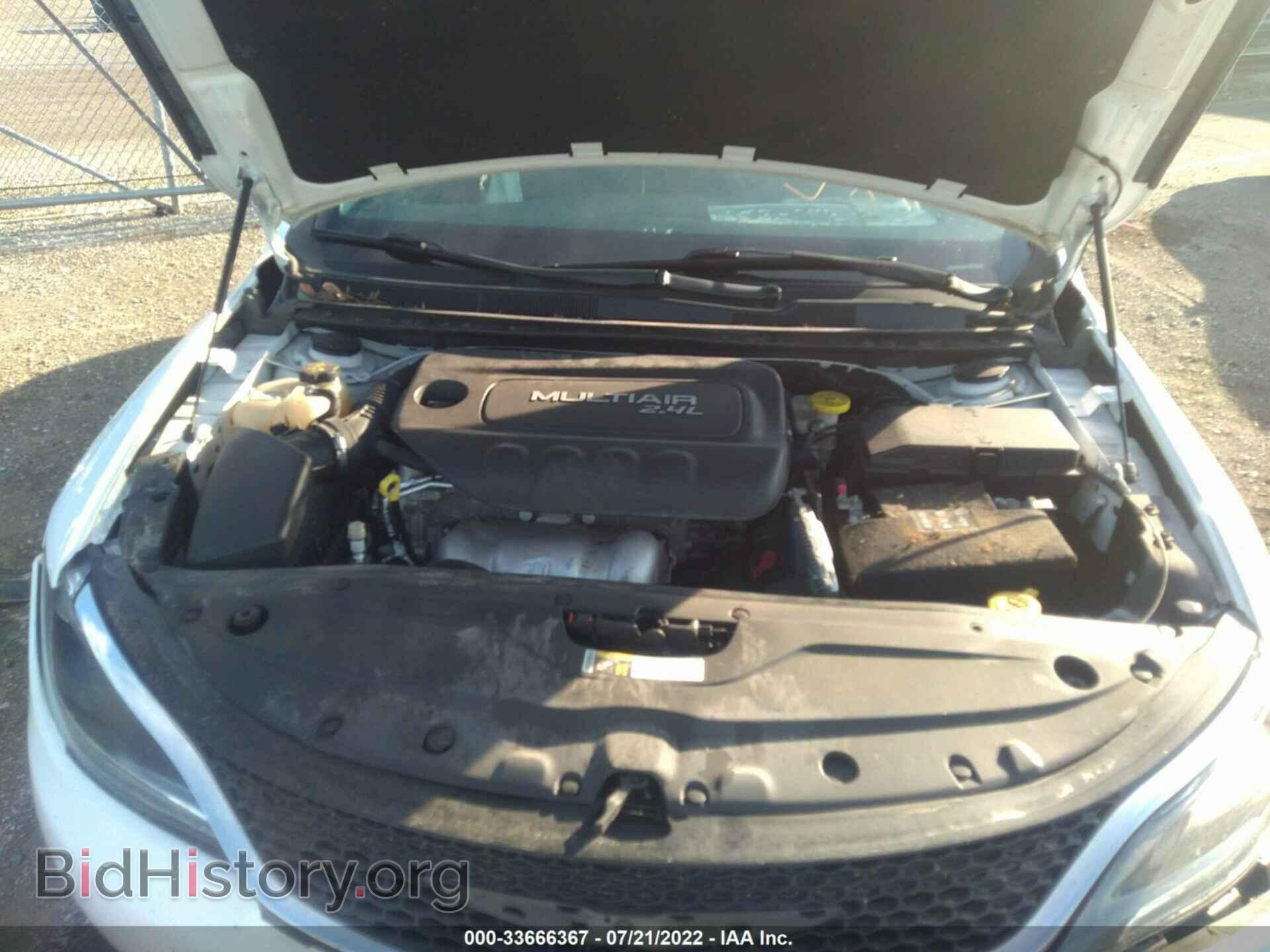 2017 CHRYSLER 200 - VIN: 1C3CCCAB4HN511462 - Photo 10