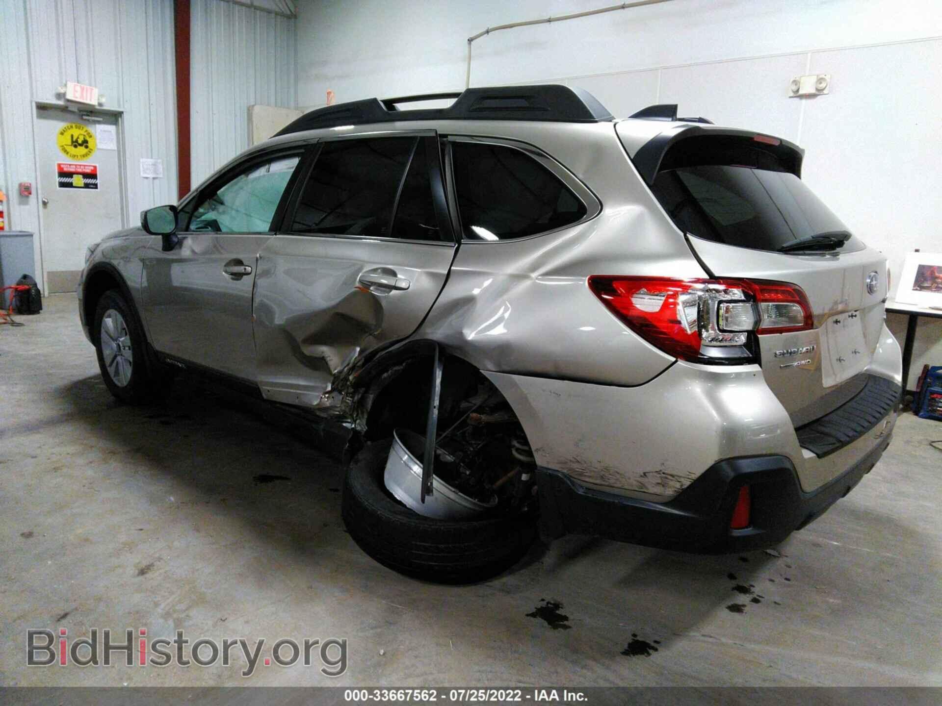 2018 SUBARU OUTBACK - VIN: 4S4BSAFC2J3312603 - Фото 3