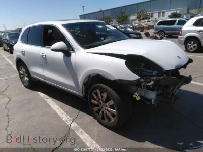 2016 Porsche CAYENNE, белый — VIN WP1AA2A2XGLA09325, IAAI