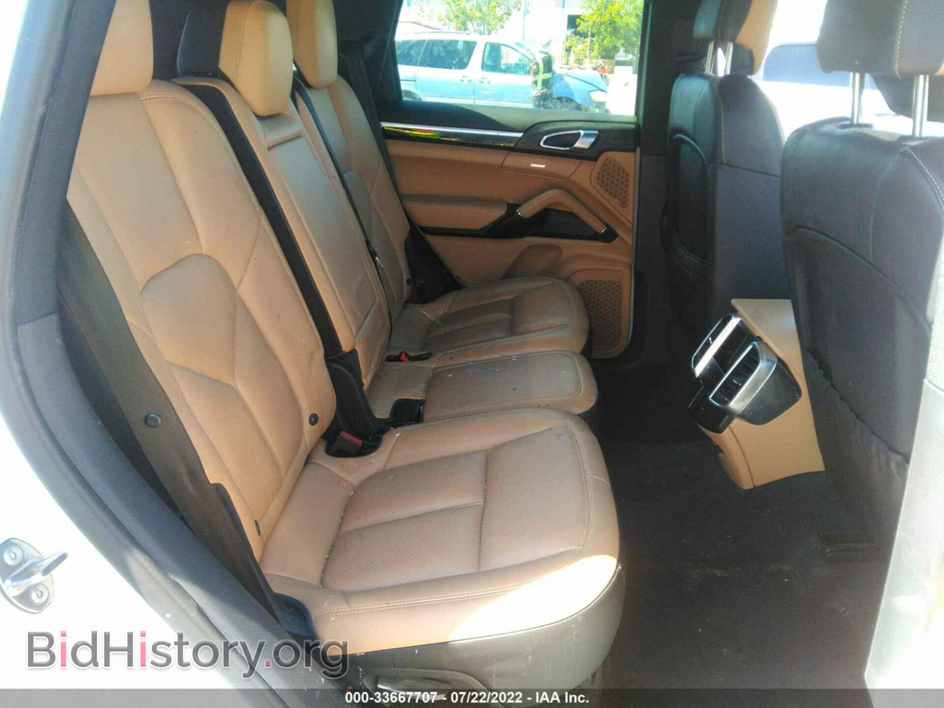 2016 PORSCHE CAYENNE - VIN: WP1AA2A2XGLA09325 - Фото 8