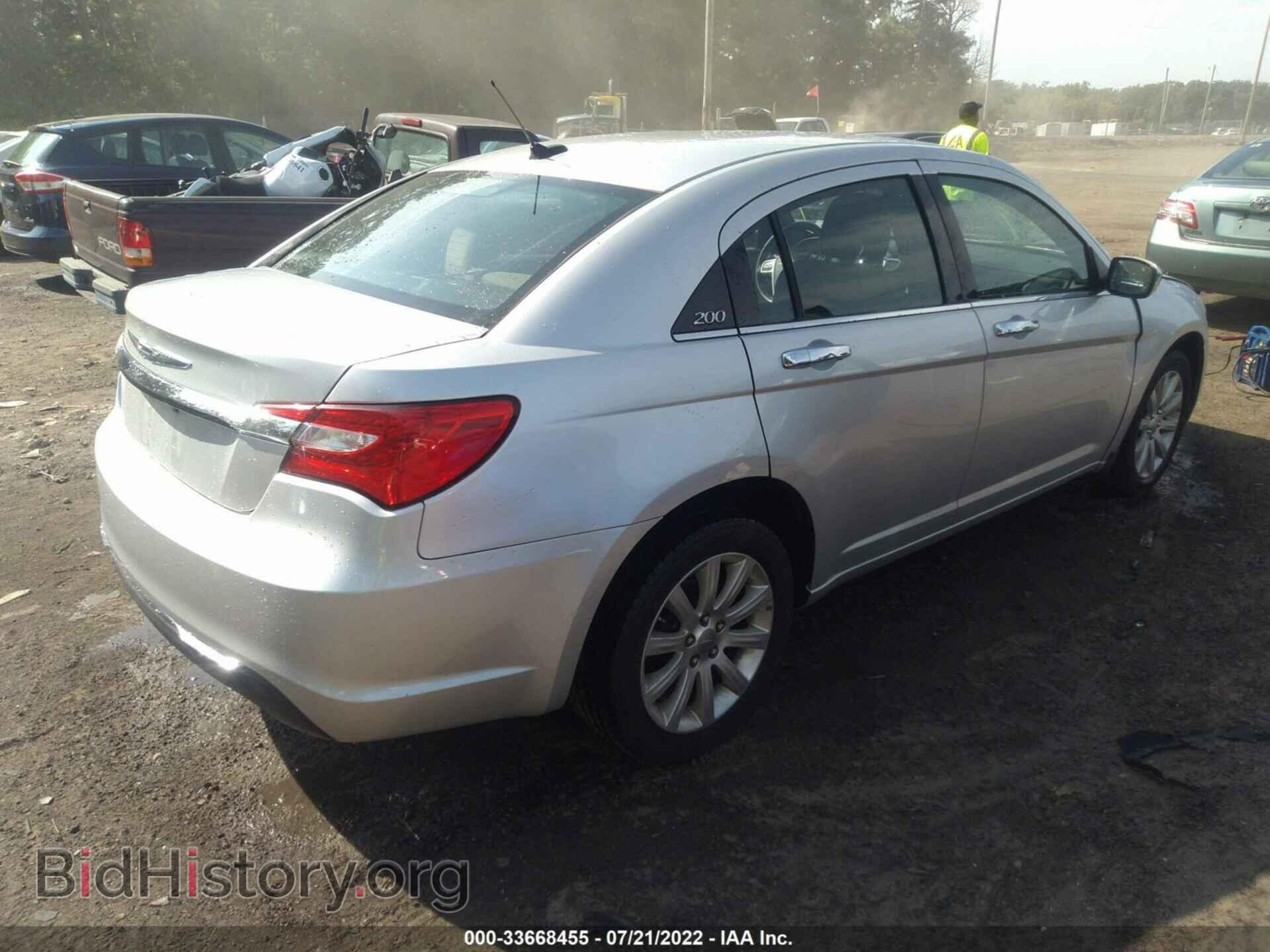 2012 CHRYSLER 200 - VIN: 1C3CCBBBXCN127297 - Фото 4