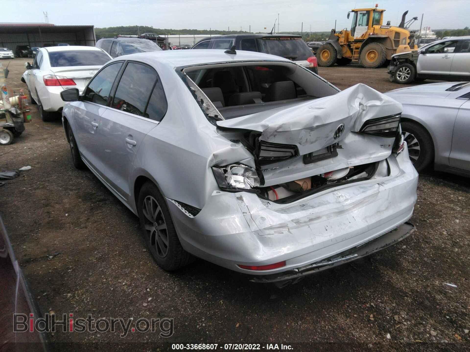 2017 VOLKSWAGEN JETTA - VIN: 3VWDB7AJ0HM312160 - Фото 3