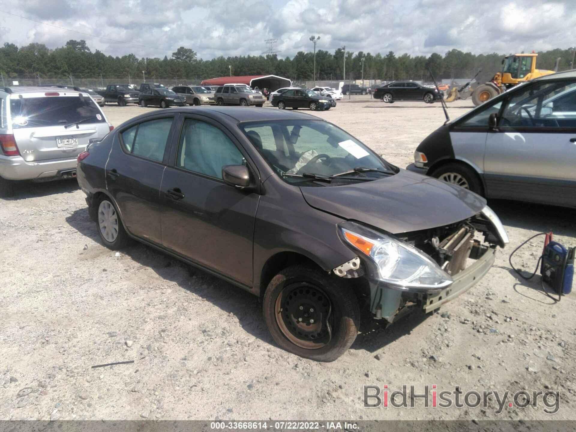 Photo 3N1CN7AP1HL893980 - NISSAN VERSA SEDAN 2017