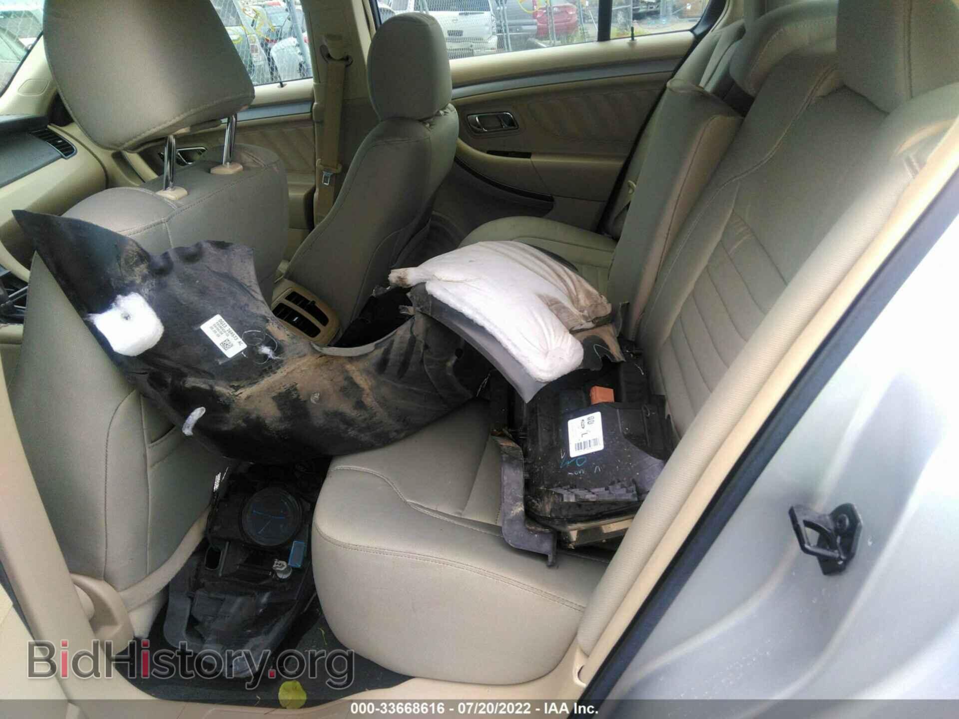 2016 FORD TAURUS - VIN: 1FAHP2D82GG145042 - Photo 8