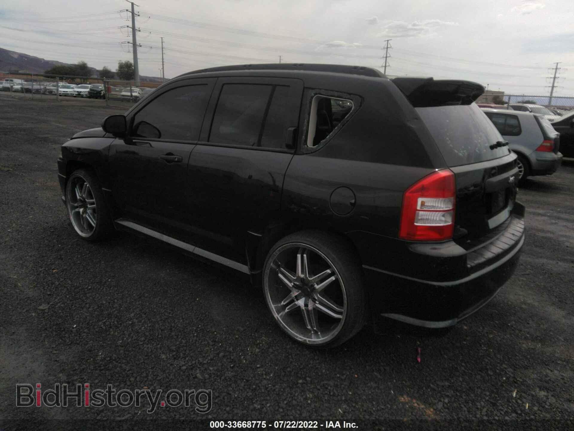 2009 JEEP COMPASS - VIN: 1J4FT47B09D137598 - Фото 3