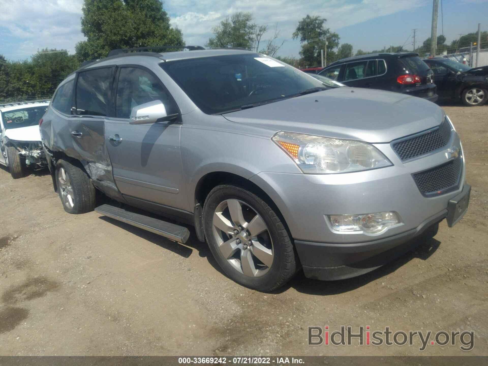 Photo 1GNKVGED6BJ385289 - CHEVROLET TRAVERSE 2011