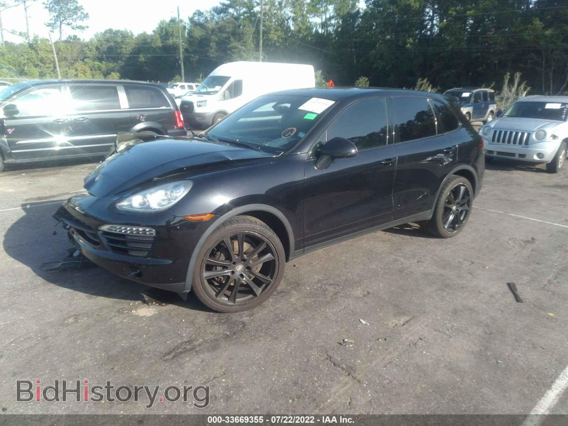 2012 PORSCHE CAYENNE - VIN: WP1AA2A24CLA07497 - Фото 2