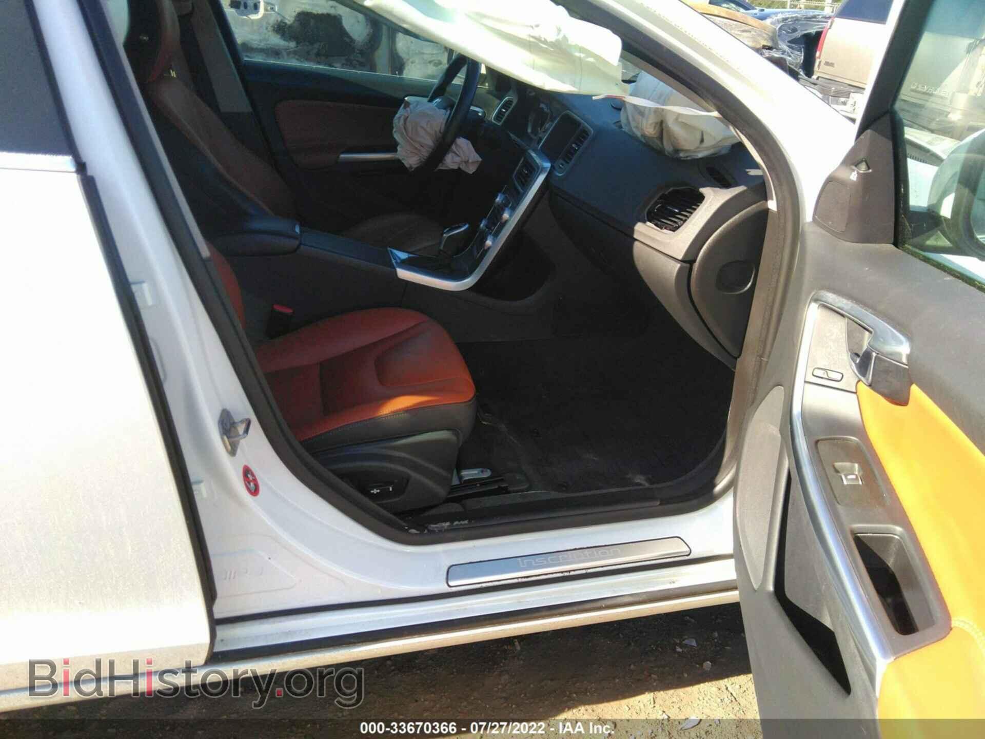 2017 VOLVO S60 - VIN: LYV402HK1HB148787 - Фото 5