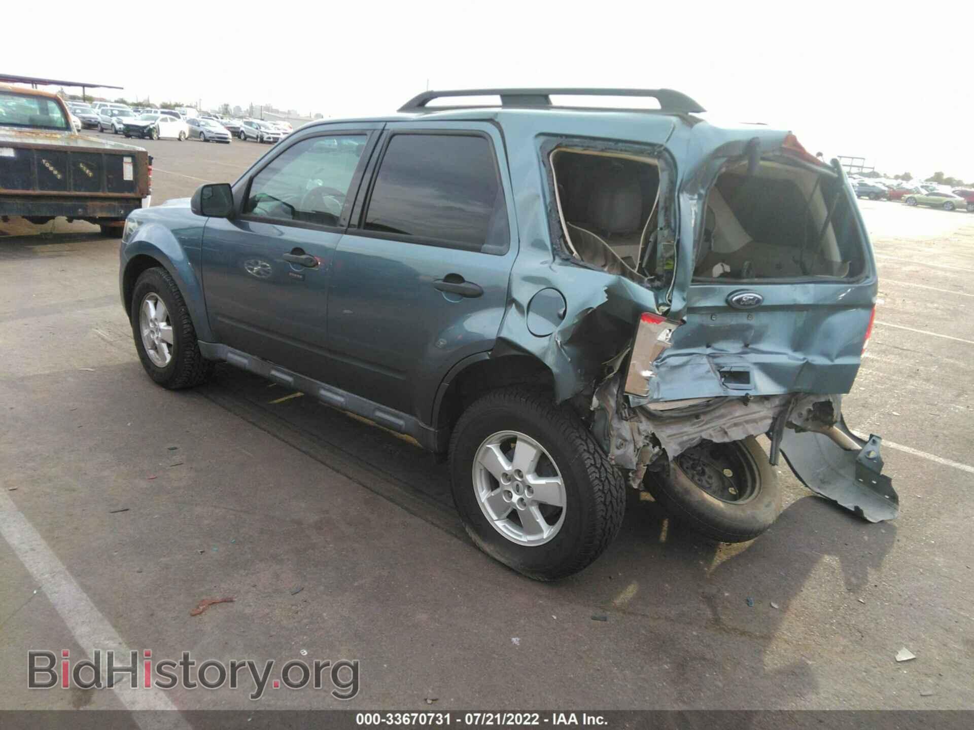 2010 FORD ESCAPE - VIN: 1FMCU0D72AKB28430 - Фото 3