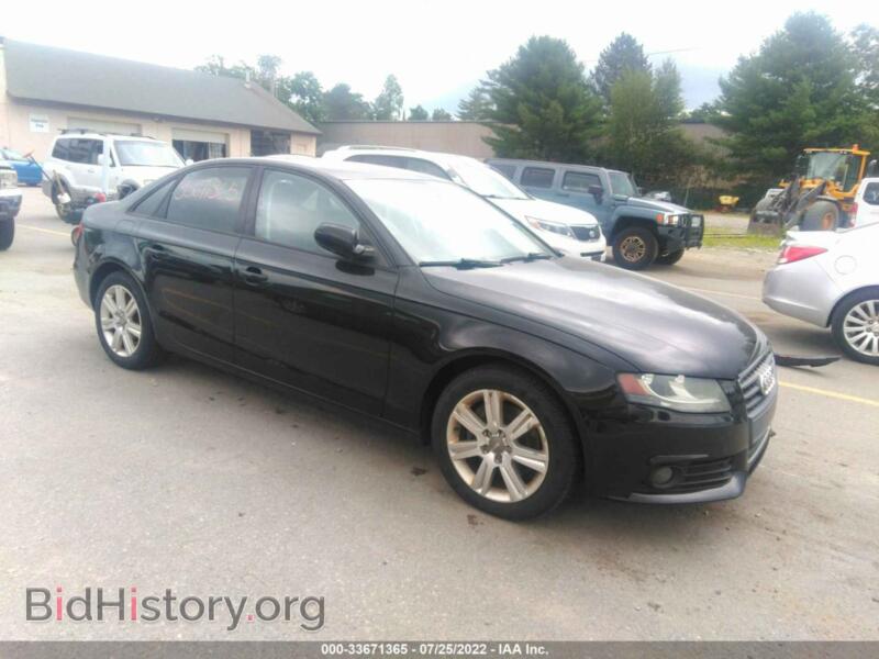 2011 Audi A4 2.0T Premium (VIN WAUAFAFLXBN033309) — фото 1 из 11, IAAI, повреждение: правая задняя часть