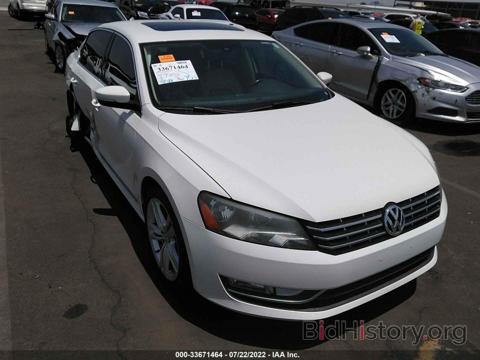 Photo 1VWCV7A34FC005044 - VOLKSWAGEN PASSAT 2015