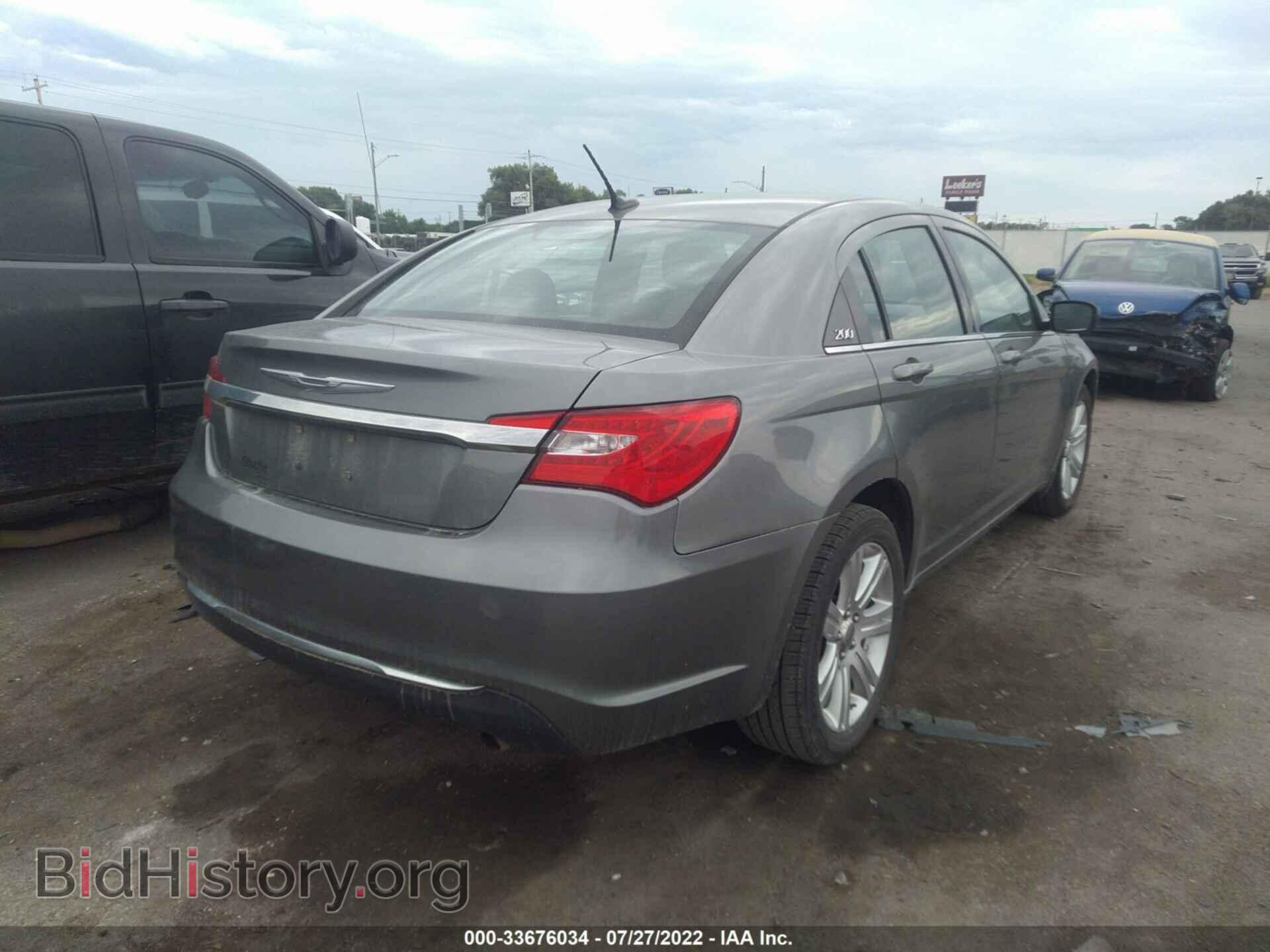 2011 CHRYSLER 200 - VIN: 1C3BC1FB5BN614955 - Фото 4