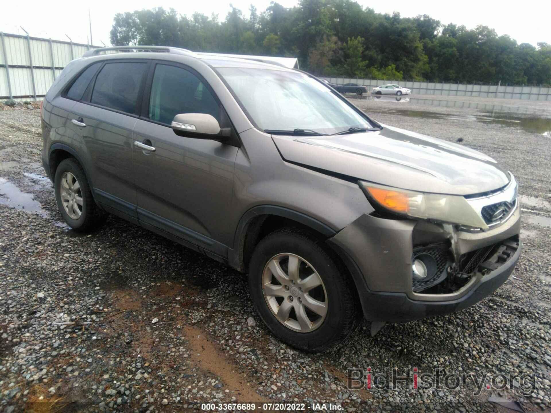 Photo 5XYKT3A16BG062198 - KIA SORENTO 2011