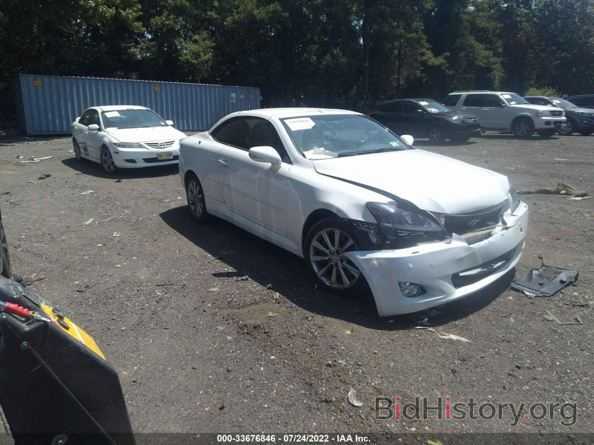 Photo JTHFE2C23A2500596 - LEXUS IS 350C 2010