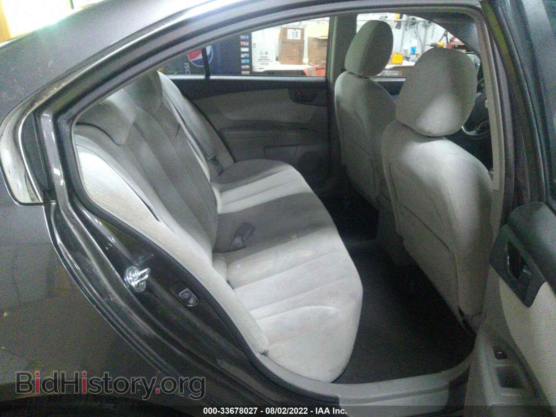 2008 KIA OPTIMA - VIN: KNAGE123585235566 - Фото 8