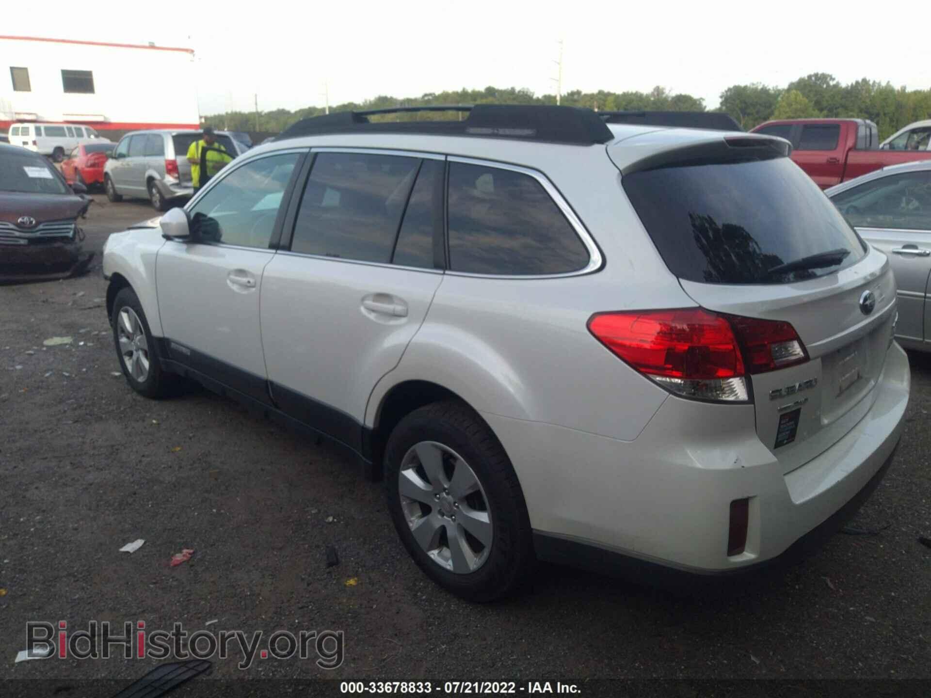 2011 SUBARU OUTBACK - VIN: 4S4BRBGC1B3437285 - Фото 3