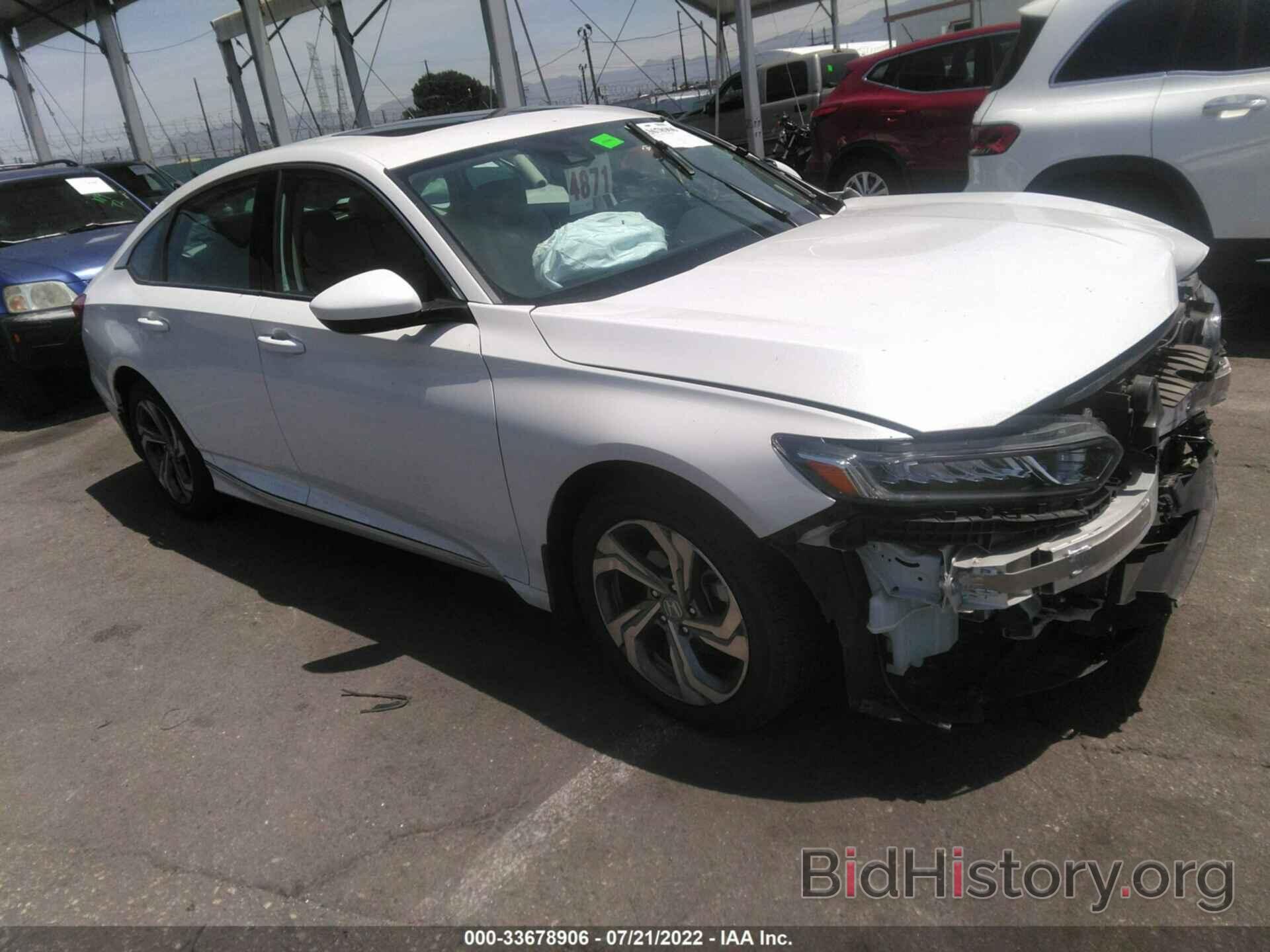 Photo 1HGCV1F43JA104929 - HONDA ACCORD SEDAN 2018