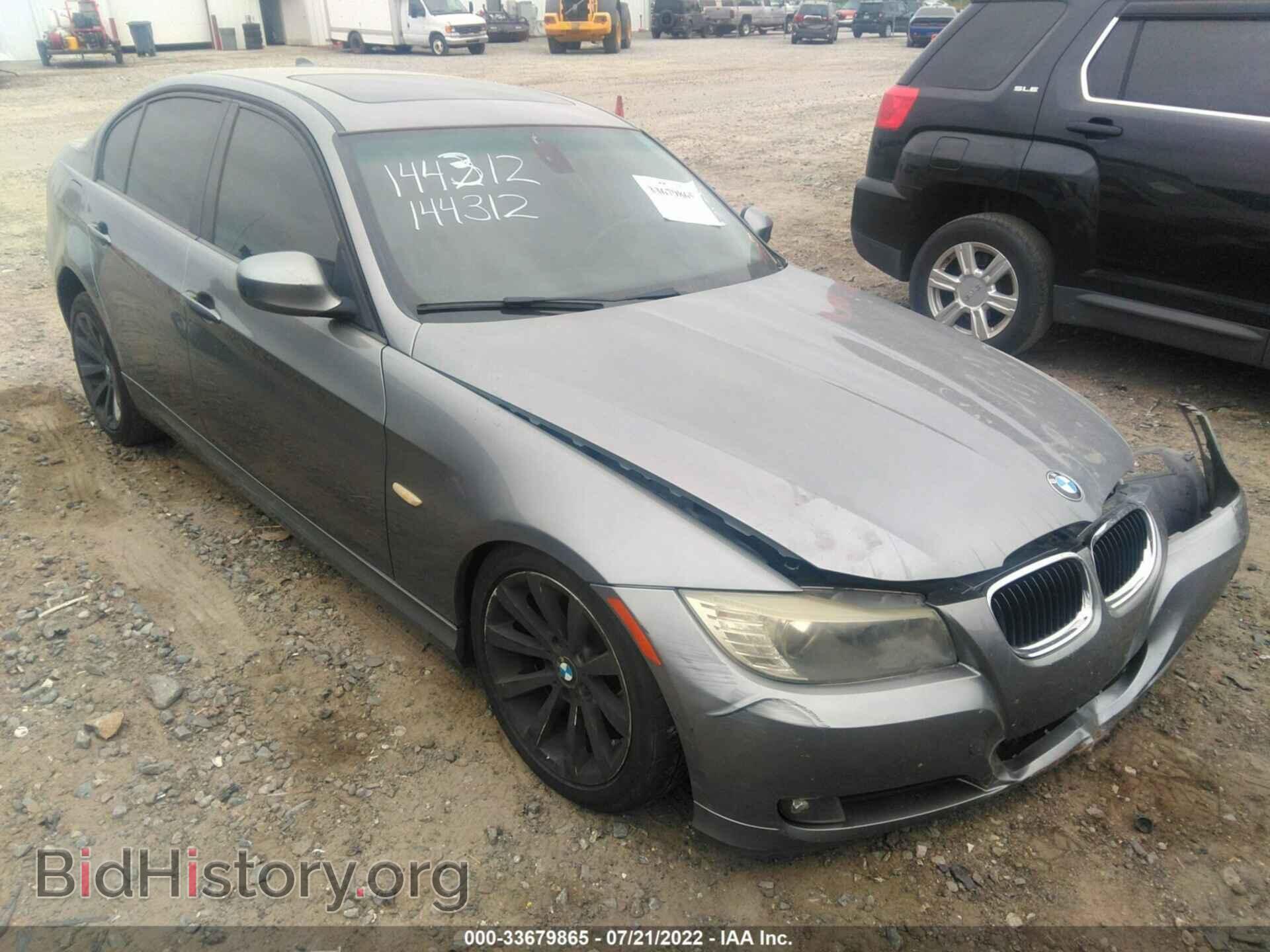 Фотография WBAPH7C50BE679956 - BMW 3 SERIES 2011