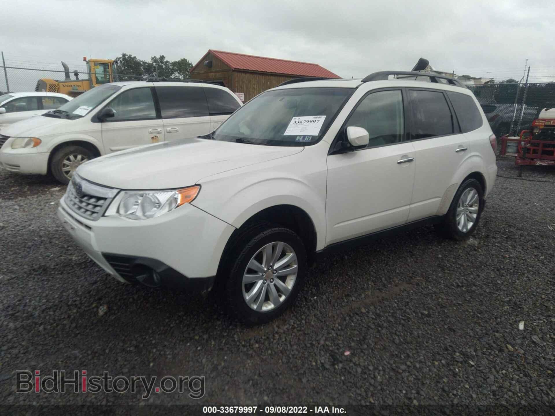 2011 SUBARU FORESTER - VIN: JF2SHADC2BH768807 - Фото 2