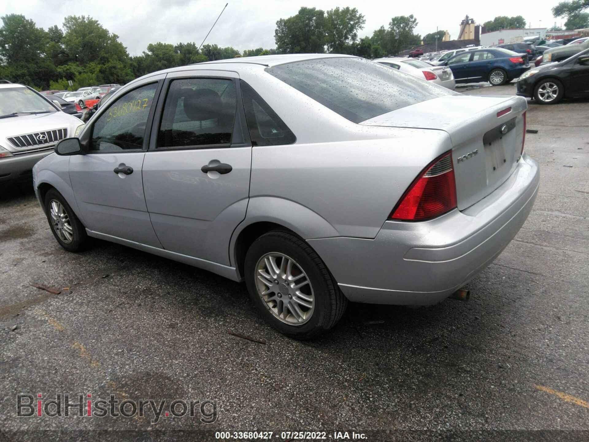 2007 FORD FOCUS - VIN: 1FAFP34N07W210737 - Фото 3